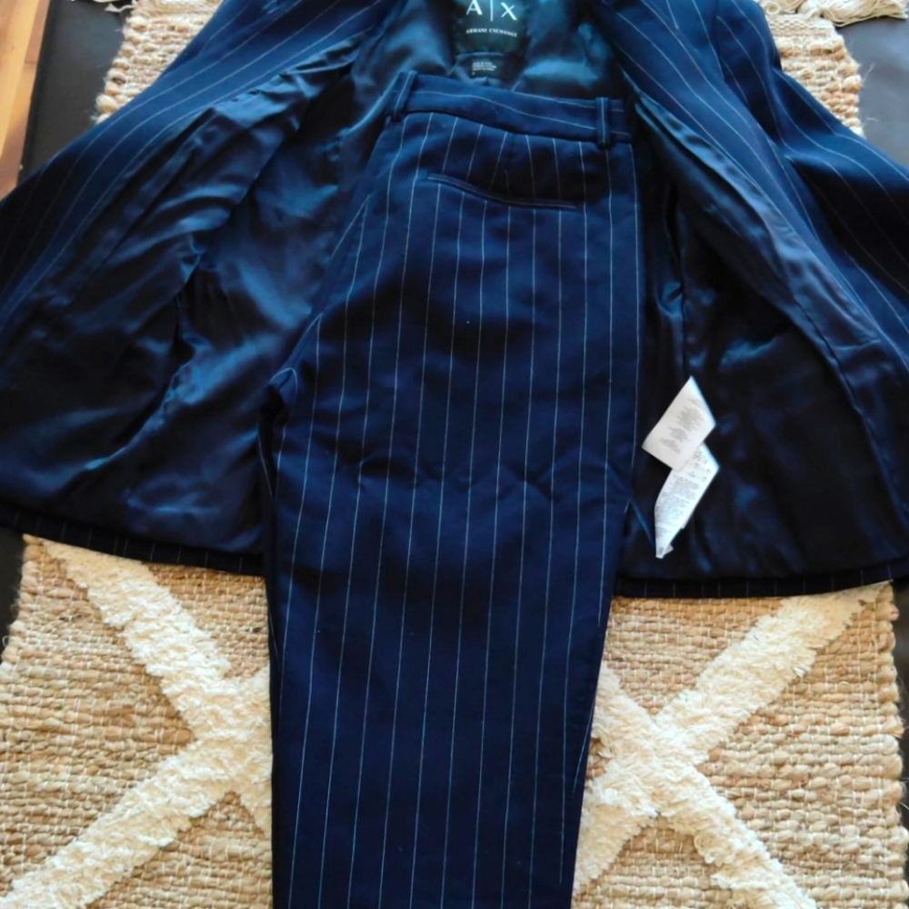 A|X suits - Picture 4 of 8